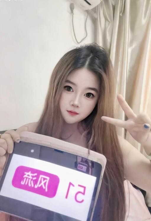 性感丰满小姐姐