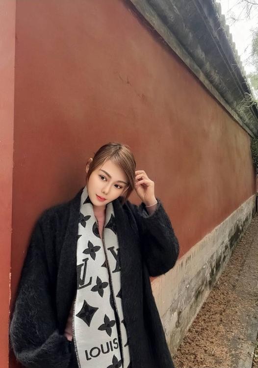 苗条身材气质长腿御姐