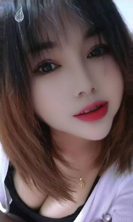 服务贴心大胸姐姐