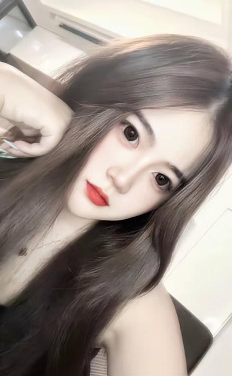 性感丰满小姐姐