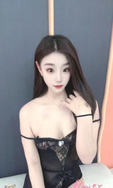 东四环黑丝翘臀倩倩