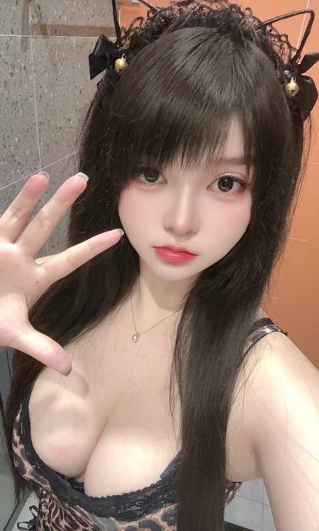 坂田性感小妹闹闹