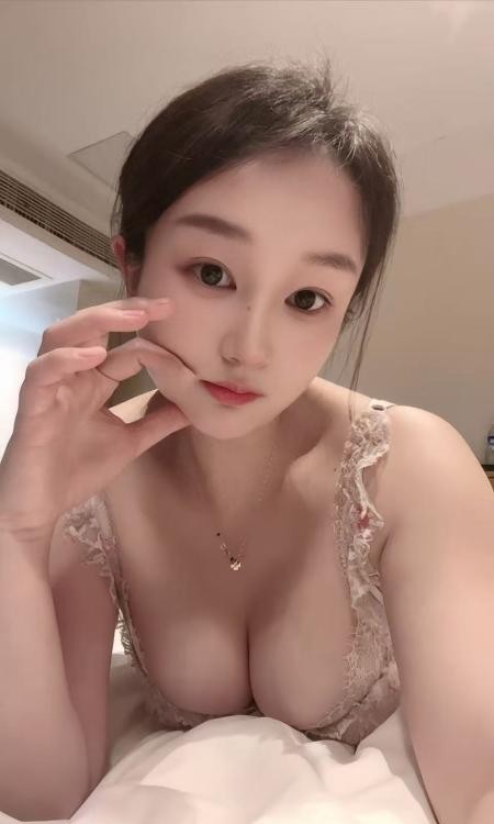 瓠子奶性感小狐狸