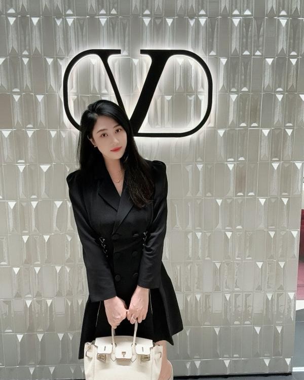 温柔体贴玥妹妹