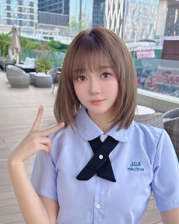 南山清纯小美女安安