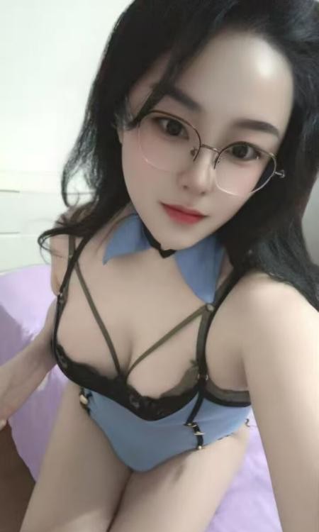 浦东巨乳娇喘妹