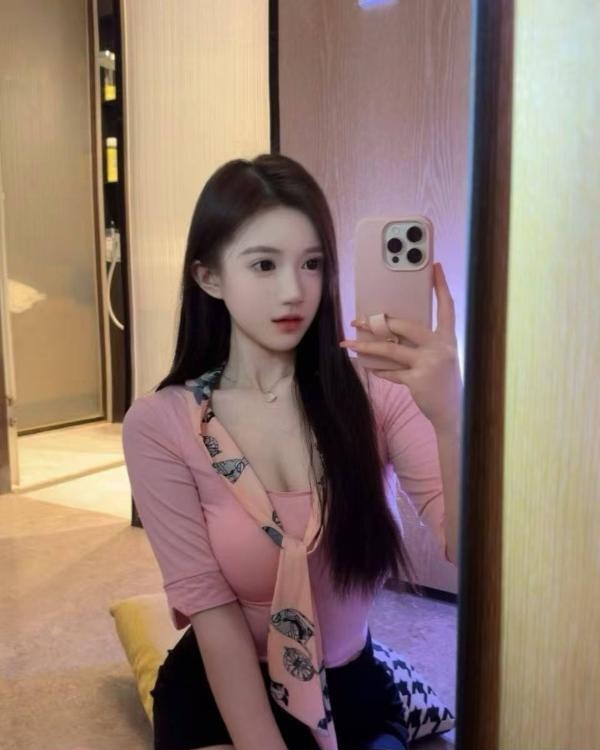 莞式长腿大胸妹妹