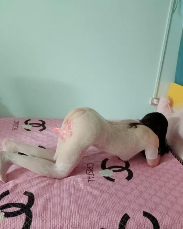 南沙黑丝肉臀小静