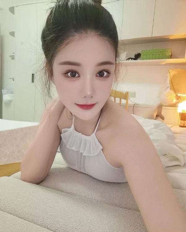 凹凸有致性感美臀绾绾