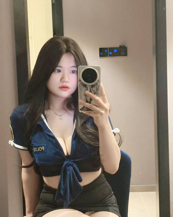 二刷白云大奶波波