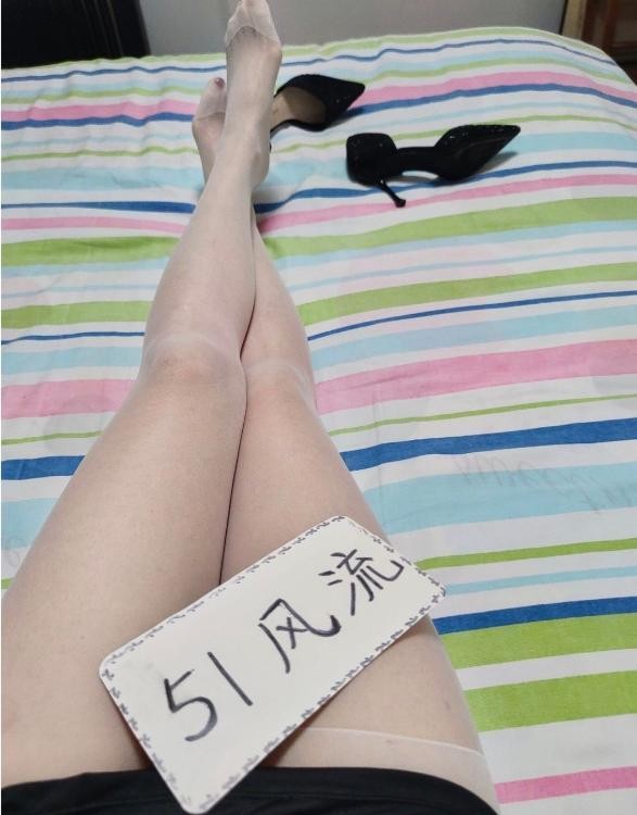 崇川颜值小烧妇