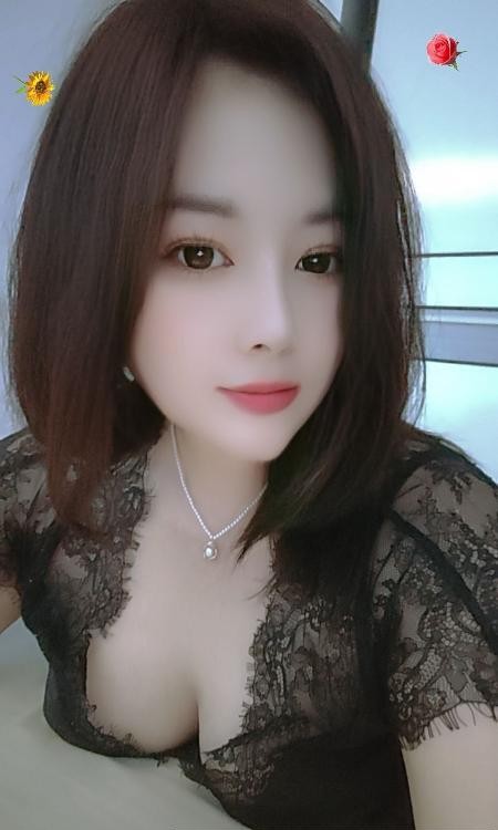 韵味十足美少妇