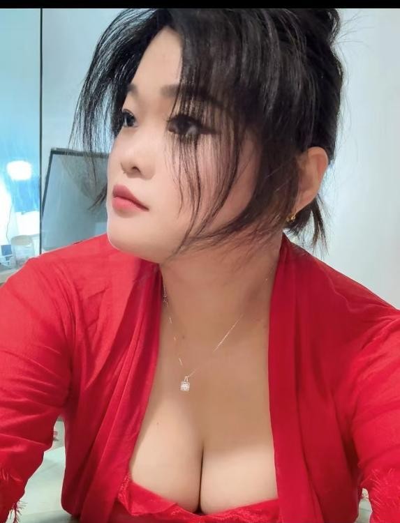 小姐姐过年不休