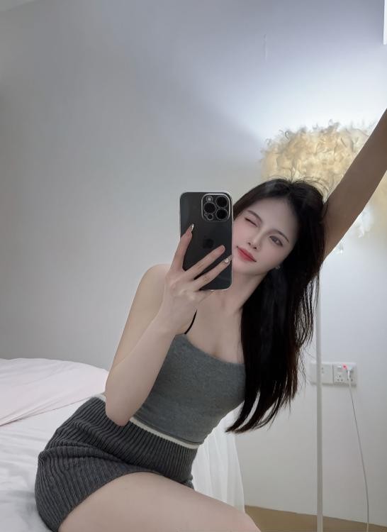 南山大胸御姐萤萤