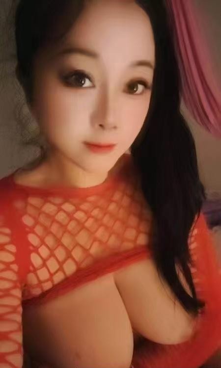 龙岗特色飞人E奶老师