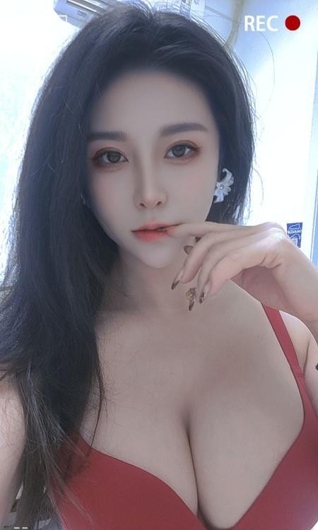 大奶御姐范少妇