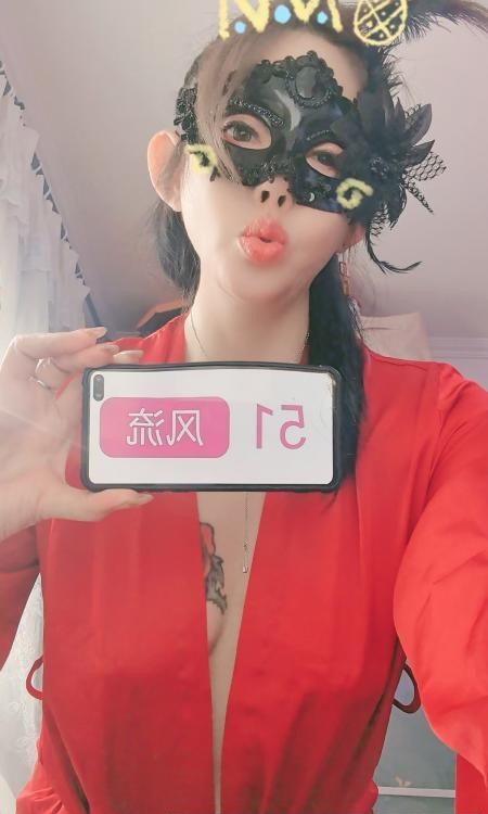 铁西水床激情艳舞御姐