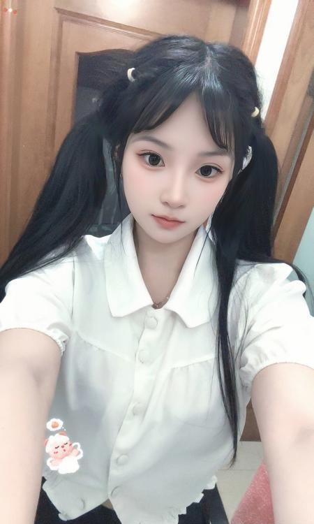 闵行童颜巨乳小姐姐