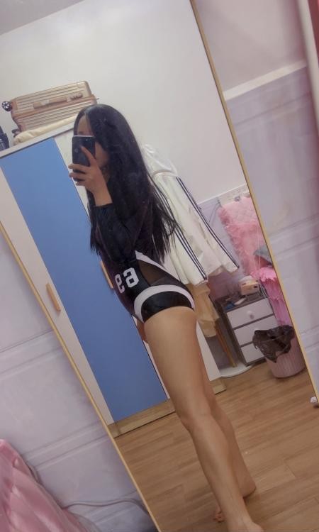 龙华苏漫过年不回家