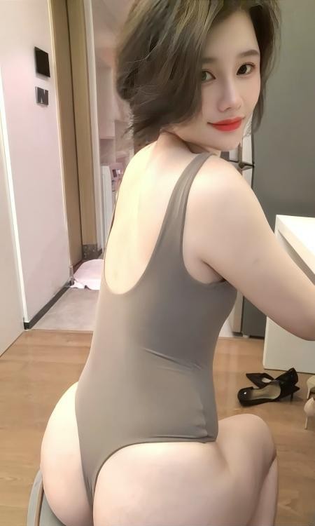 武侯肥臀骚姐小小