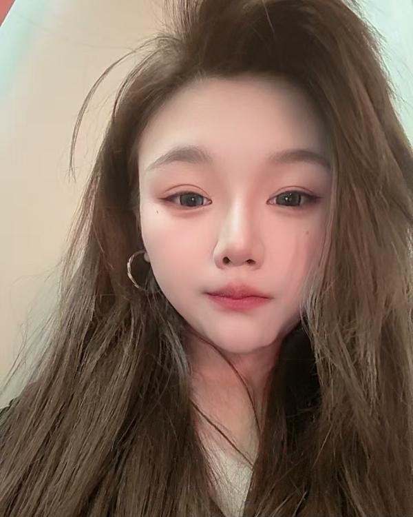 实惠丰满微胖妹妹