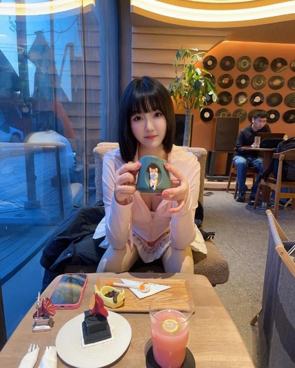 气质身材好丸子老师