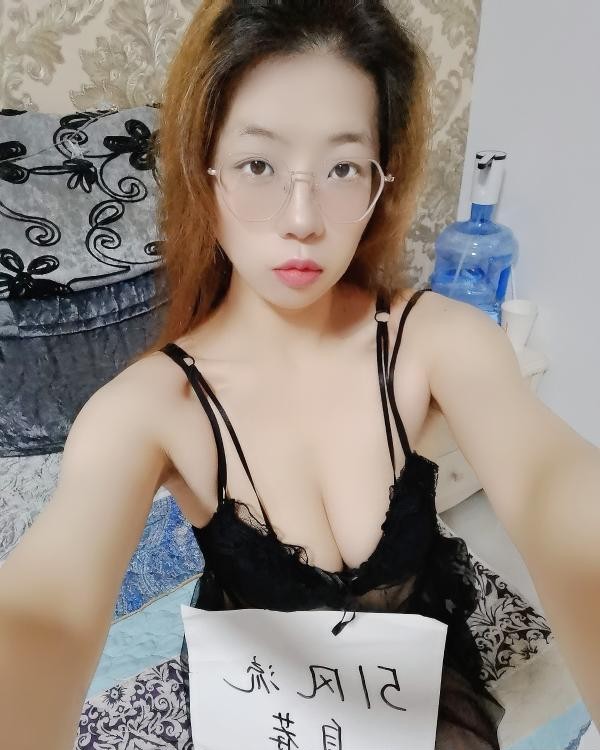 可69可蛇吻的骚鱼儿