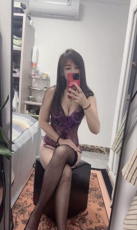 情趣大奶少妇橙橙