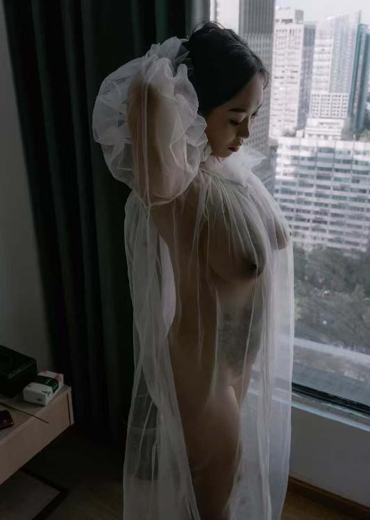 波霸服务控燕子