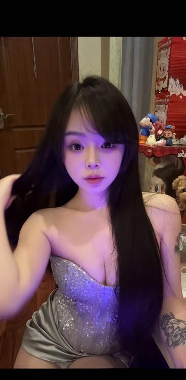 天府颜值小鱼儿