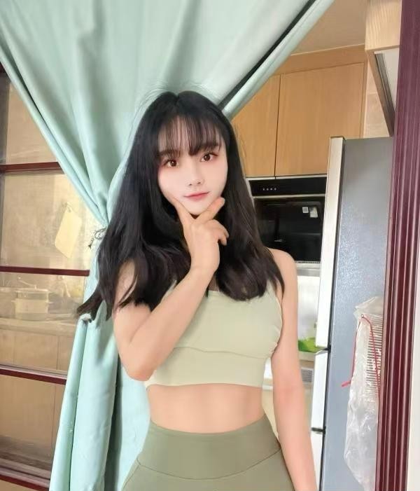 静安年轻颜值骚女