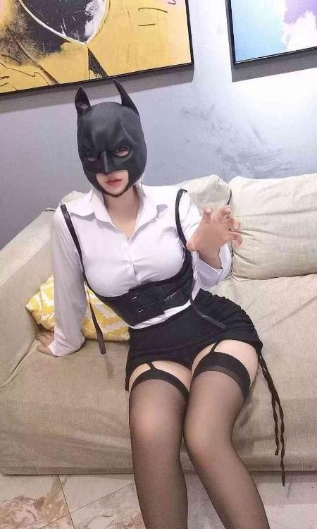 风骚大胸服务妹子