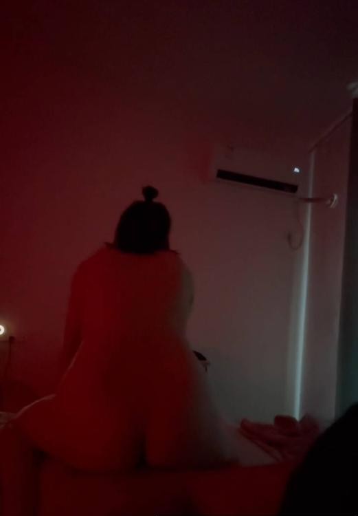 野战车战少妇小乔