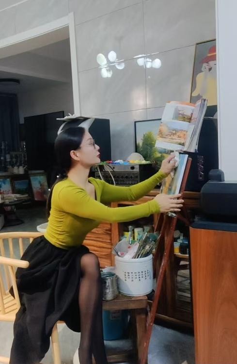 双飞舞蹈姐妹腰细胸大