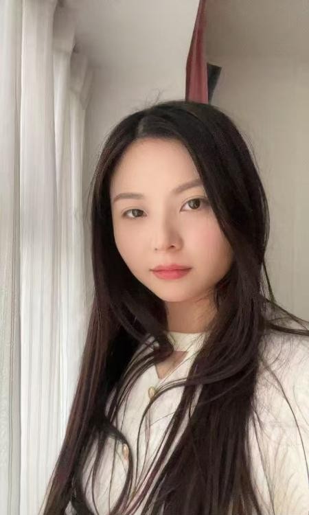 天府三街乖巧可爱莎莎