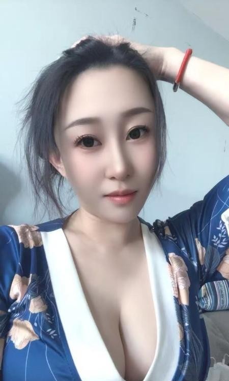 和平水床少妇琪琪