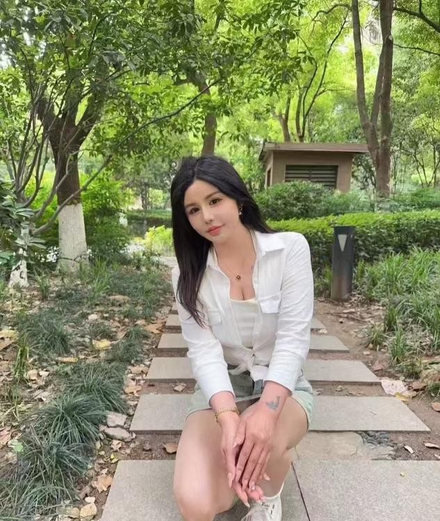 迈皋桥伊伊老师