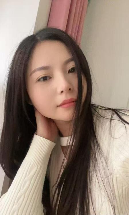 天府三街乖巧可爱莎莎