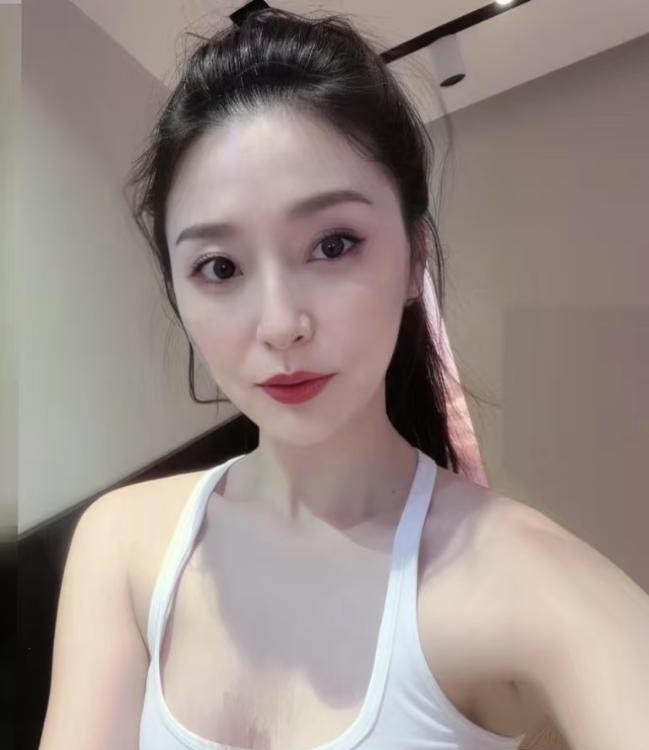 中大项超骚气质骚妇