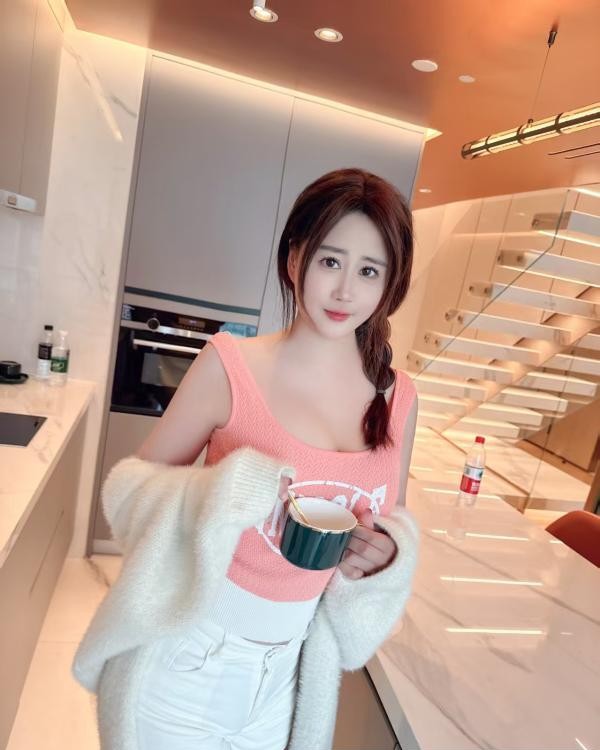 热情性感少妇安琦