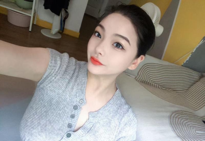 颜值虎牙妹文文