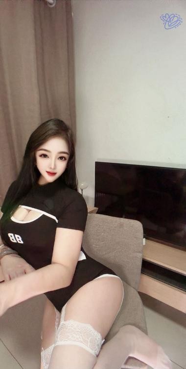 潘家园巨乳小姨子