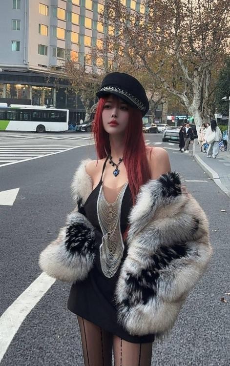 风骚活好翘臀馨菲