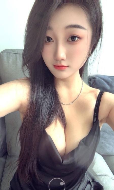 坂田舌吻小蛮腰雯雯