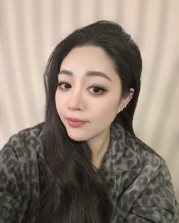 丰满梓琪很有料