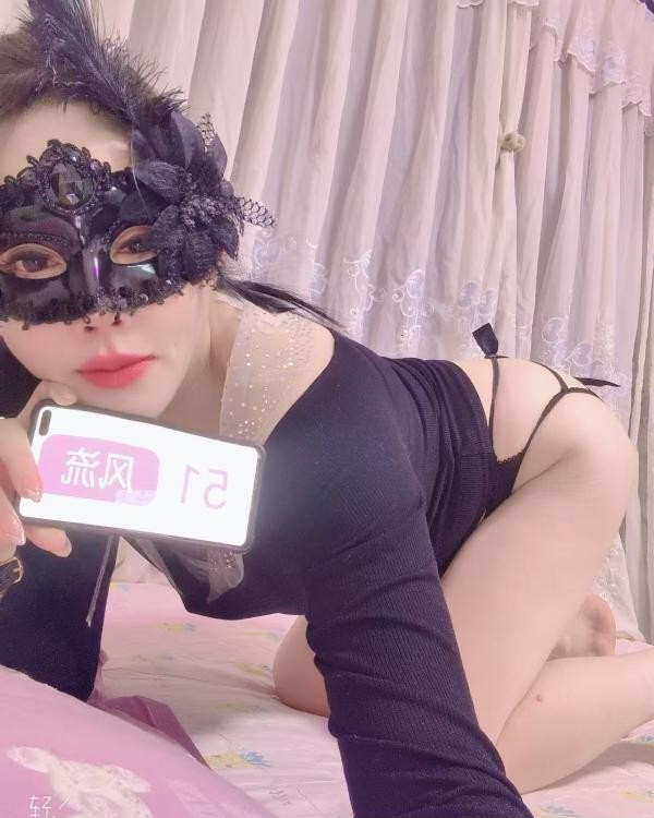 AV水床艳舞美妇