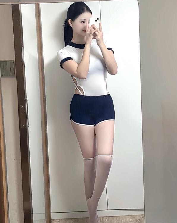 性感美女阿初