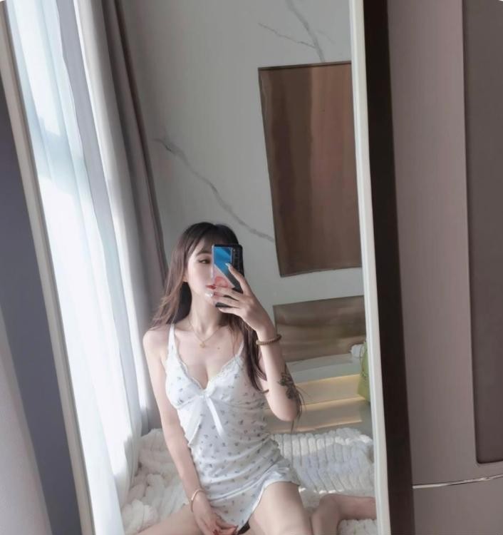 风骚水嫩美少女