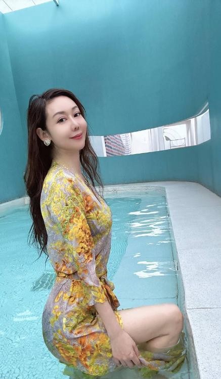 性感妩媚长腿贝贝