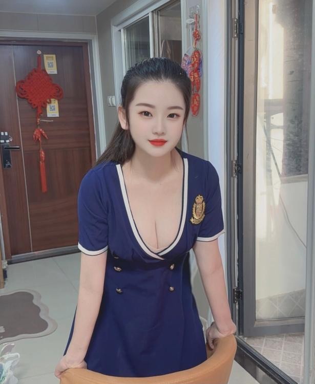 仙女般的小姐姐